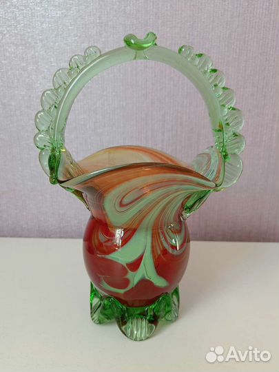 Ваза, конфетница, корзинка цветное стекло