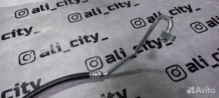 Трубка кондиционера королла Е180 от компрессора