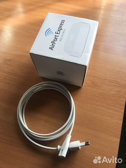 Wifi роутер Apple - AirPort Express