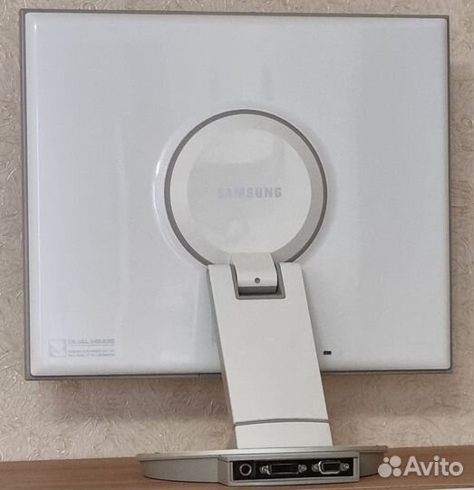Монитор Samsung SyncMaster 173P 17