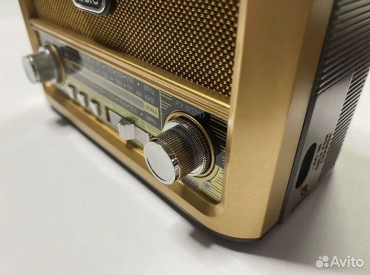 Радиоприемник в стиле ретро