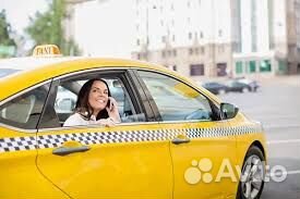 Водитель Яндекс Такси с личным авто