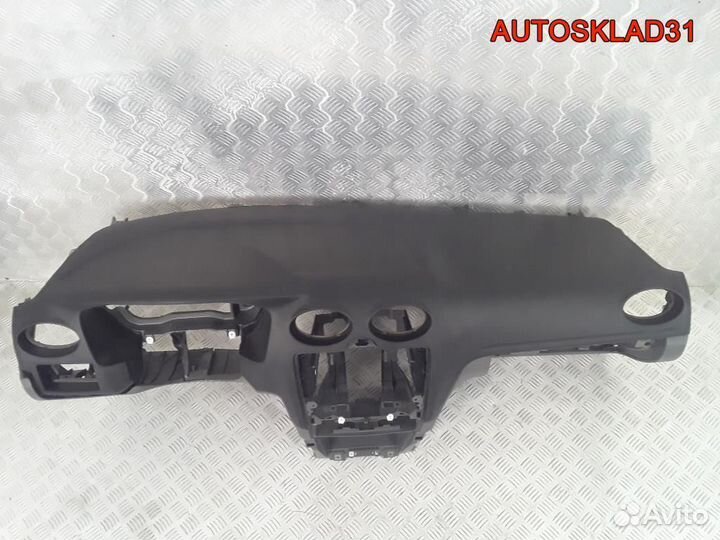 Торпедо Ford Focus 2 8M51A04305