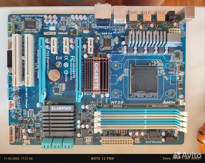 Материнская плата