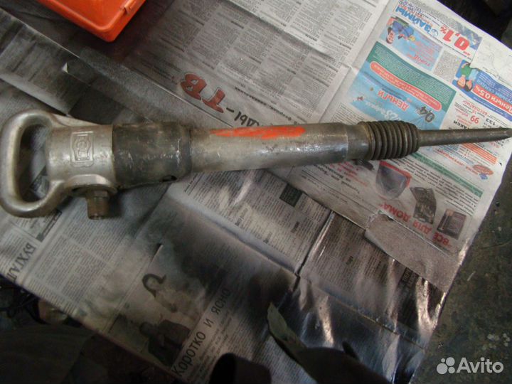 Пневматический отбойный молоток СССР