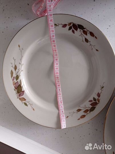 Большие блюда и тарелки, Богдановичский фарфоровый