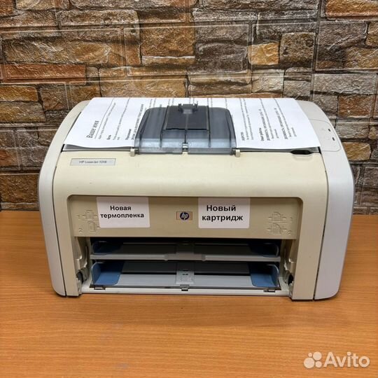Лазерный принтер HP LaserJet 1018+Новый картридж