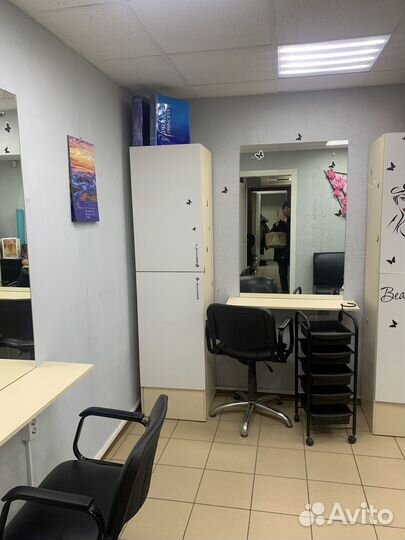 Аренда парикмахерского кресла в салоне