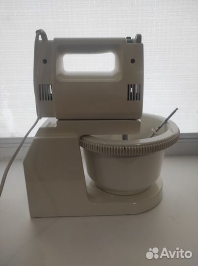 Миксер philips с чашей