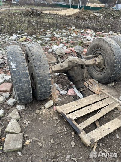 Двигатель ЗИЛ 131, мост,радиатор