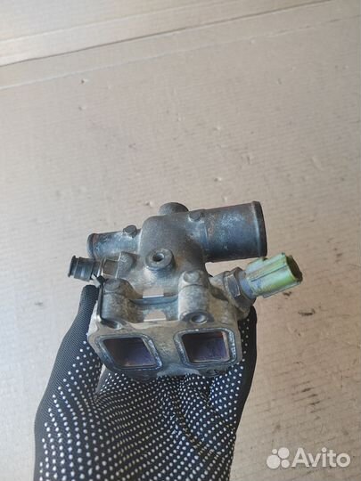 Выпускной патрубок помпы 3.0 JE-E Mazda MPV 1 lvew