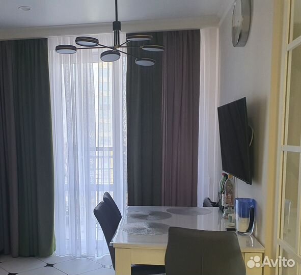 Продам бу люстру потолочную