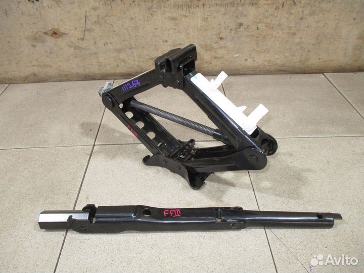 Домкрат Ford Focus 3