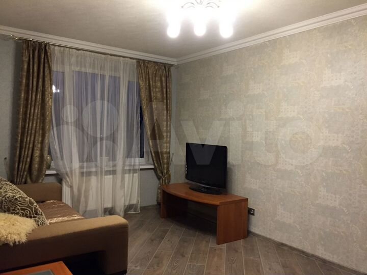 2-к. квартира, 56 м², 4/6 эт.