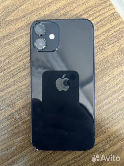 iPhone 12 mini, 64 ГБ