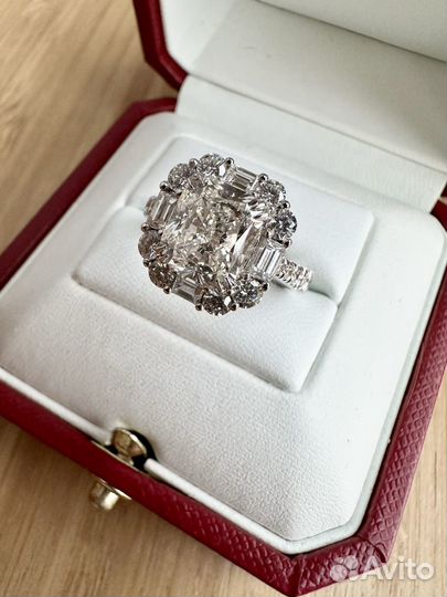 Золотое кольцо с бриллантами 4.34 карата