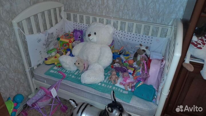 Детская кроватка