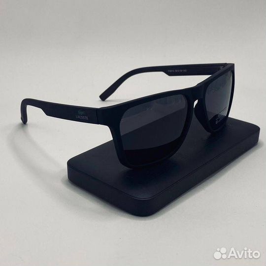 Солнцезащитные очки мужские lacoste