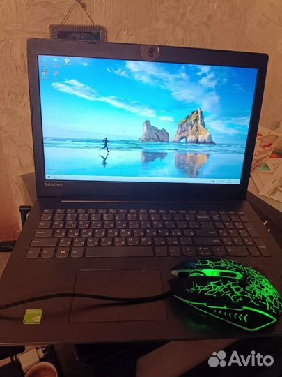 Ноутбук lenovo