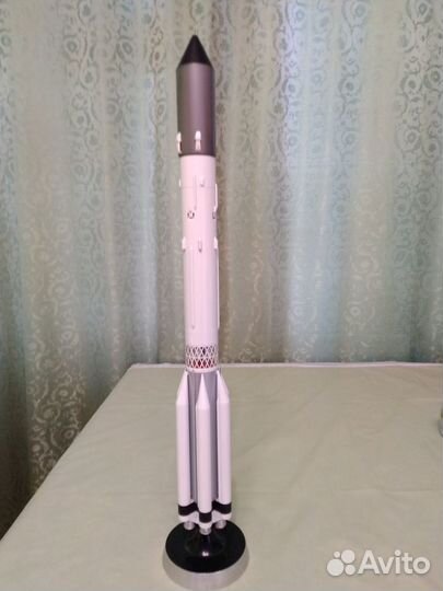 Модель ракеты Протон, коллекционная