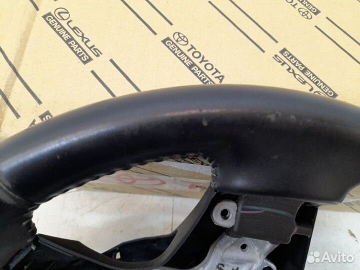 Руль Toyota Land Cruiser 200 2012-2021