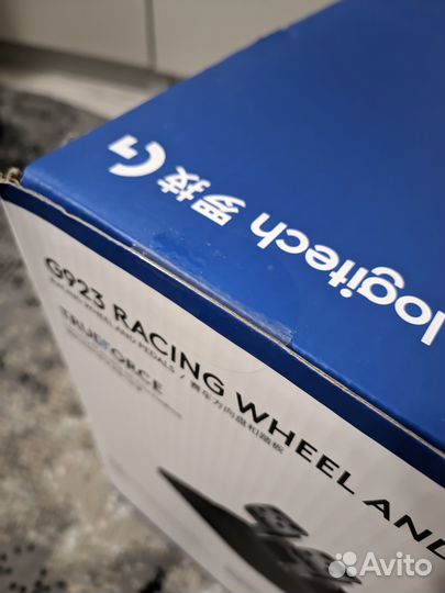 Руль Logitech G923