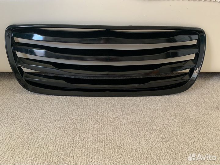 Решетка радиатора