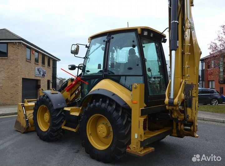 Стекло двери нижнее для погрузчика Caterpillar 434