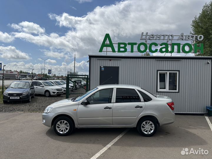 LADA Granta 1.6 МТ, 2015, 81 840 км