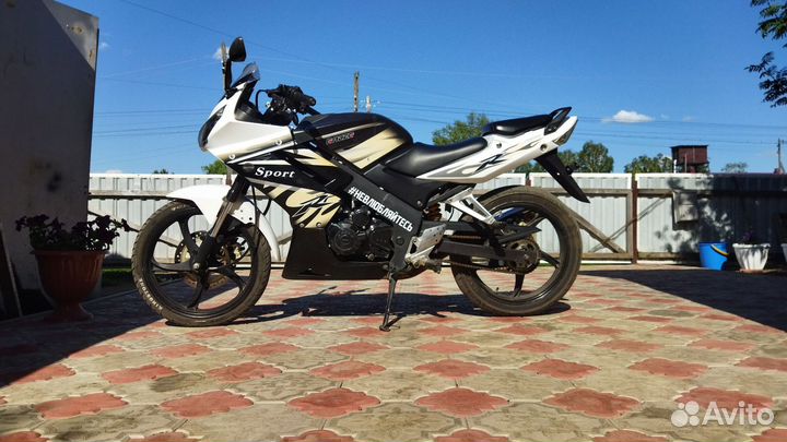 Мотоцикл Racer Skyway 200