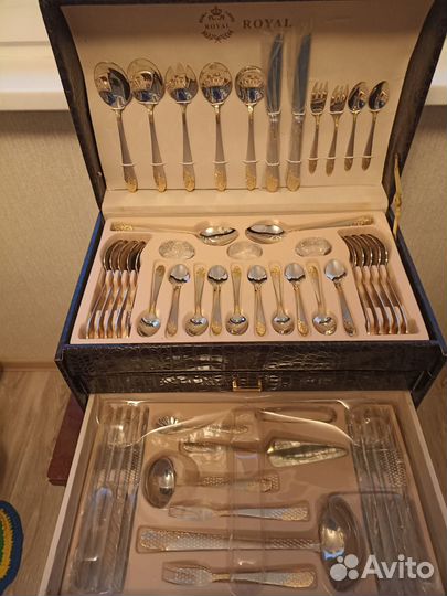 Эксклюзивный набор столовых предметов (72 предмета