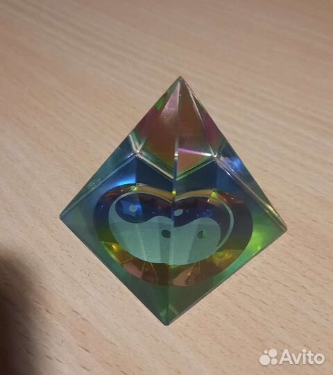 Пирамидка Инь Янь