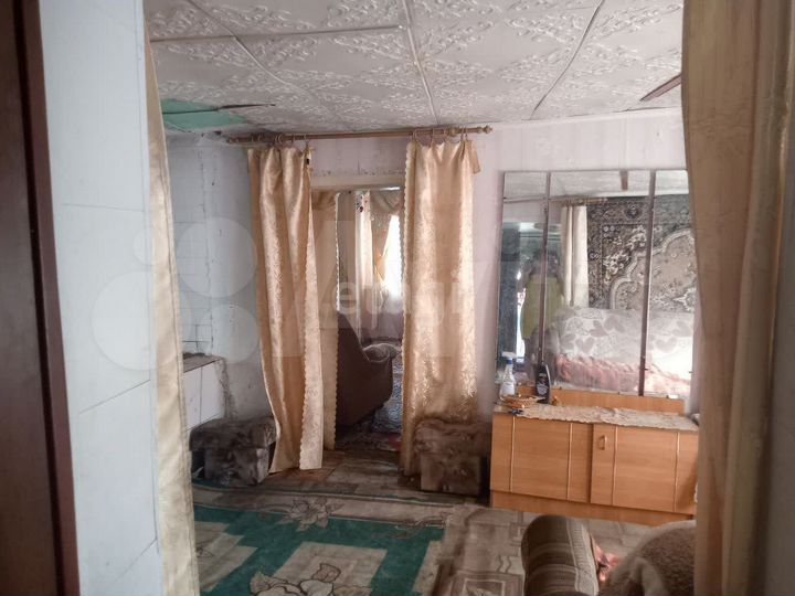 Дом 30,4 м² на участке 8 сот.