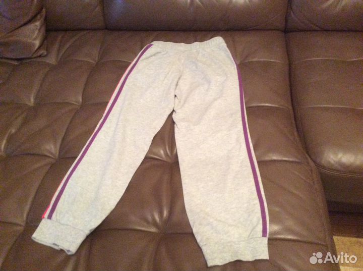 Спортивные брюки фирмы Адидас
