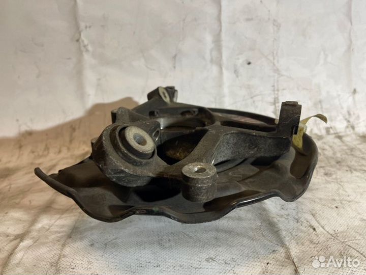 Кулак поворотный задний Mercedes E W211 112.949