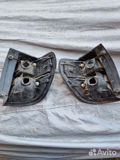 Задние фары mazda