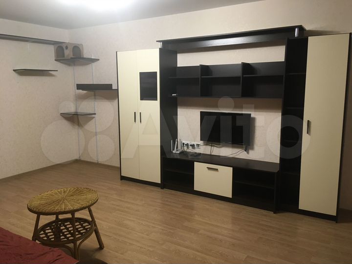 Квартира-студия, 42 м², 9/17 эт.