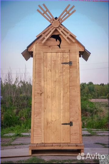 Уличный туалет с установкой