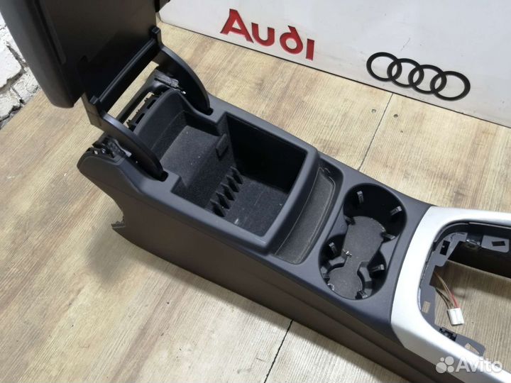 Консоль центральная audi q5 8r