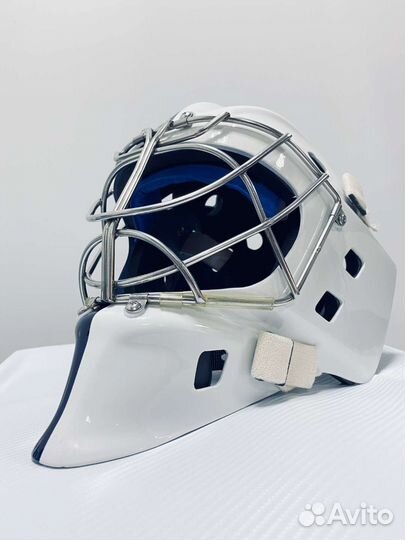 Новый хоккейный вратарский шлем профессиональный