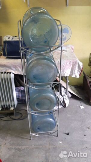 Стойка для бутылей 19л