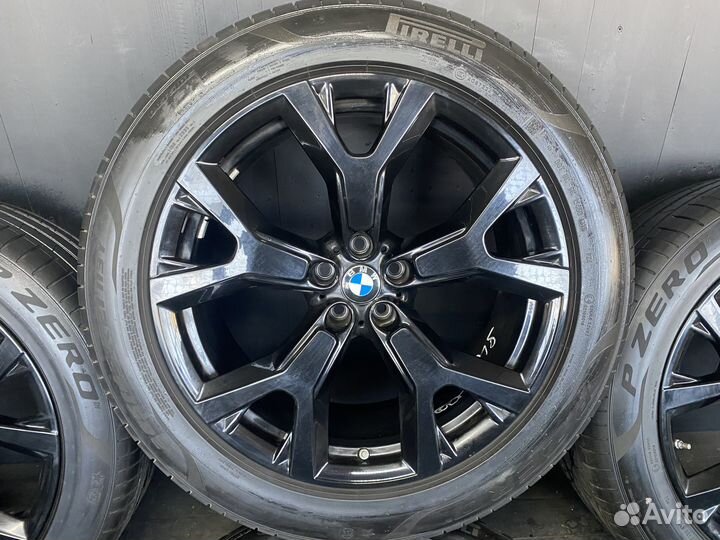 Оригинальные колеса на BMW X7 G07 R21