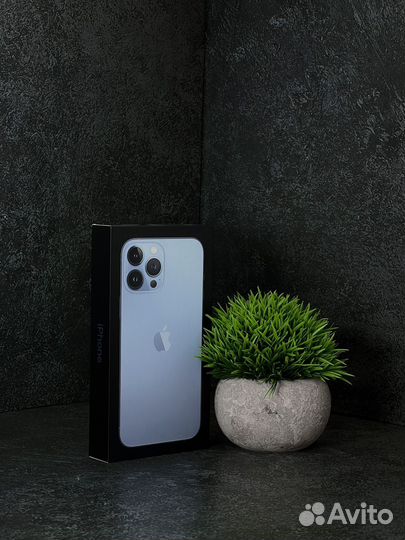 NEW iPhone 13 Pro Max 128GB Sierra Blue