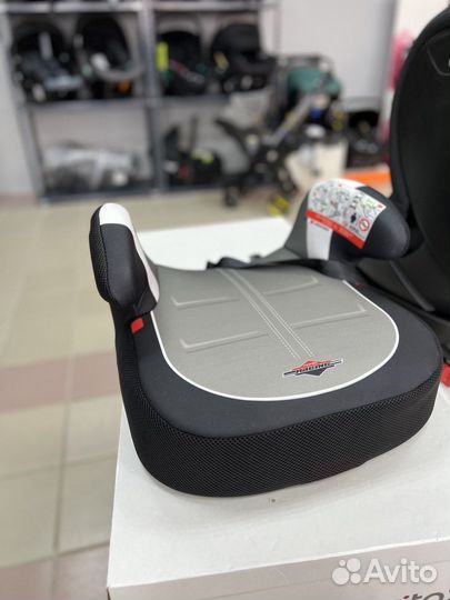 Автокресло бустер isofix