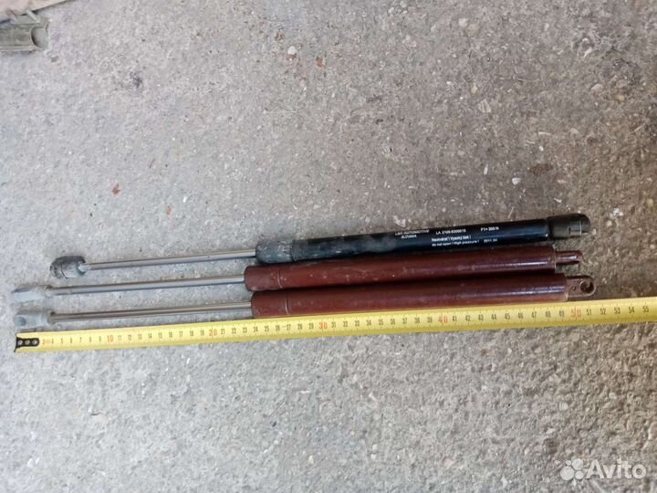 Амортизаторы капота