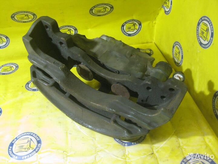 Суппорт передний правый / задний левый 1862290 DAF