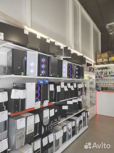 Ноутбук 15,6 Intel + Видеокарта на 2 гигабайта