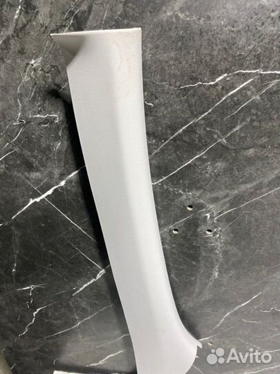 Обшивка стойки лобового стекла правая Skoda Rapid