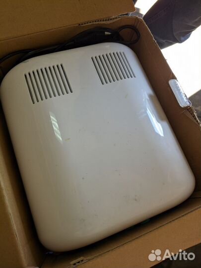 Уф лампа для ногтей и лаки