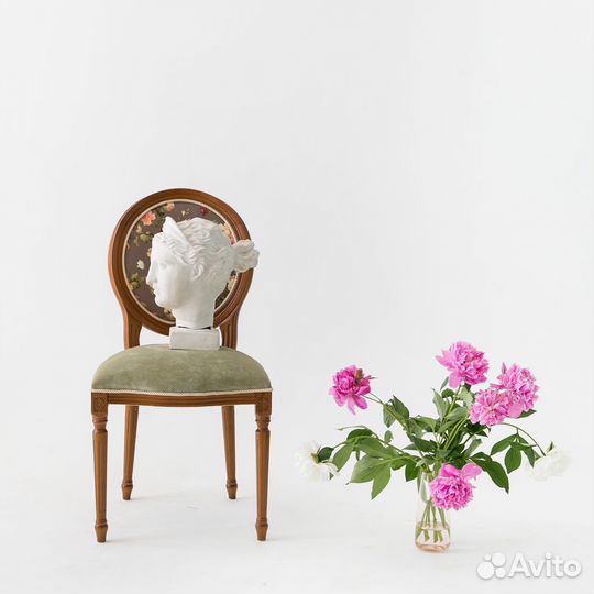 Стул деревянный